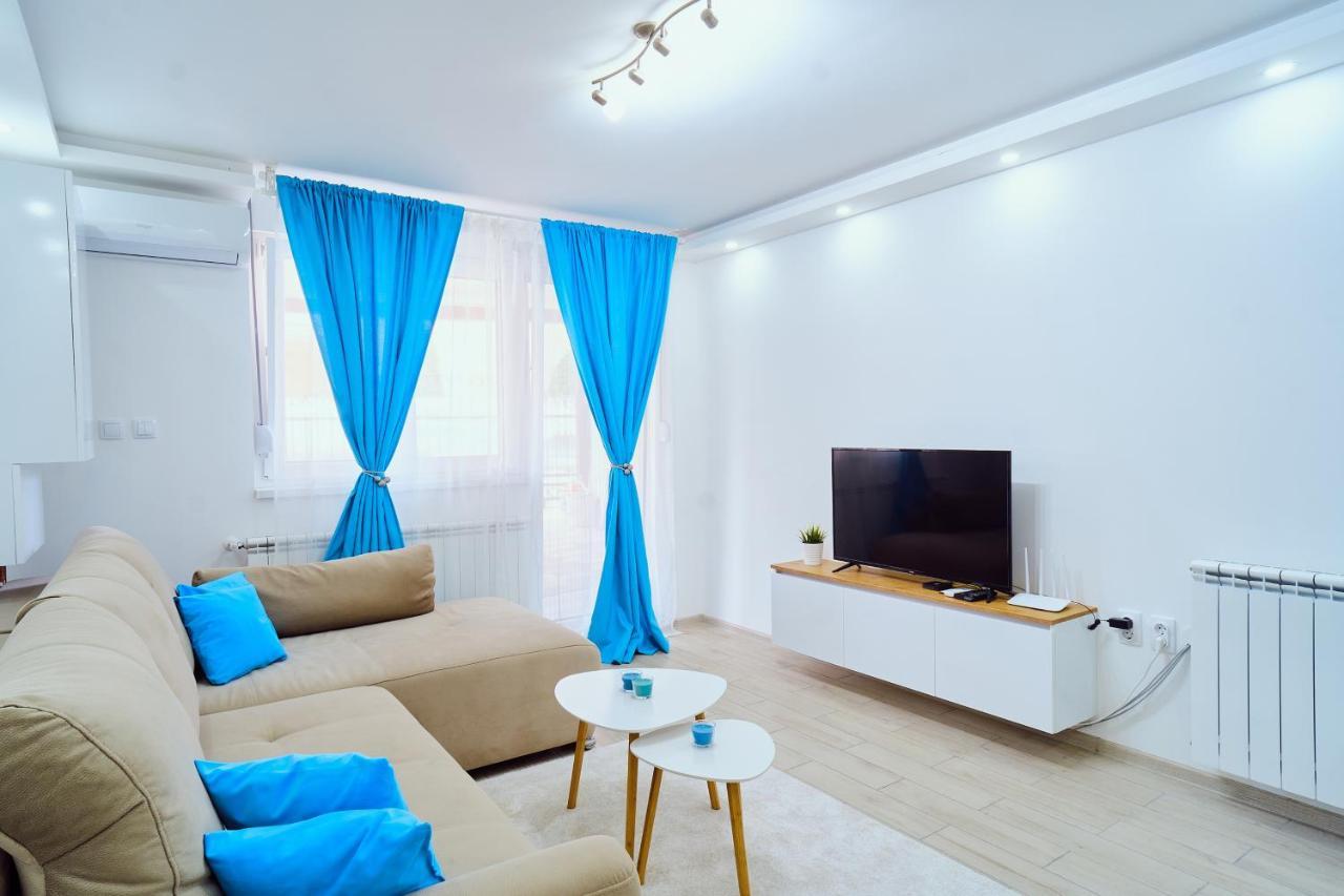 La Lorre Lux Apartment Jagodina Esterno foto