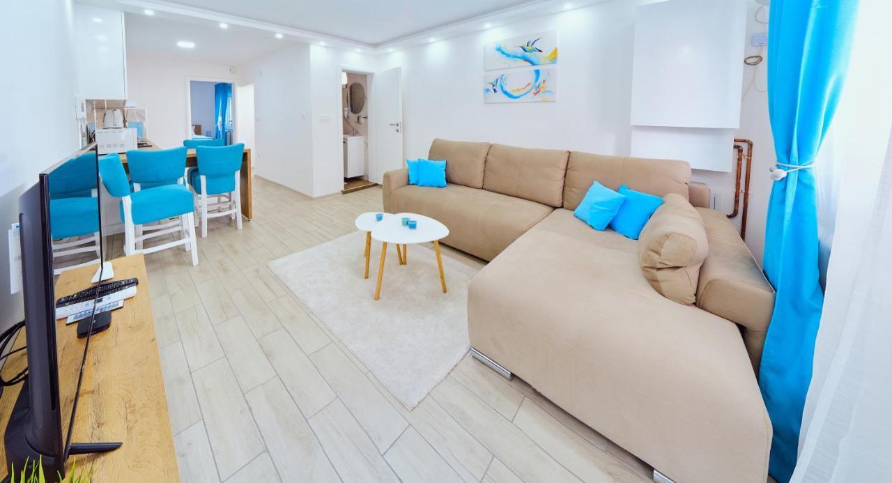 La Lorre Lux Apartment Jagodina Esterno foto