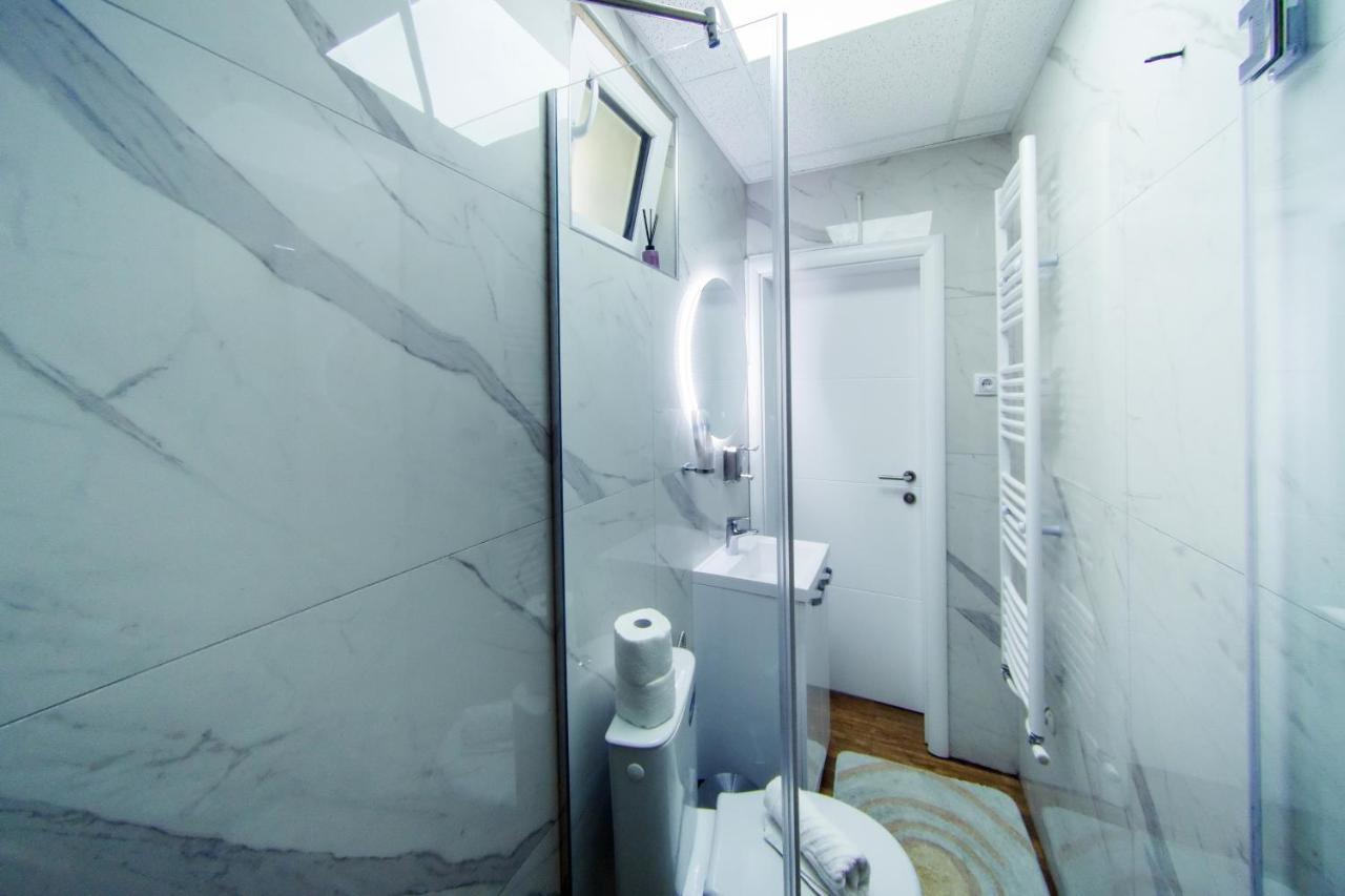 La Lorre Lux Apartment Jagodina Esterno foto